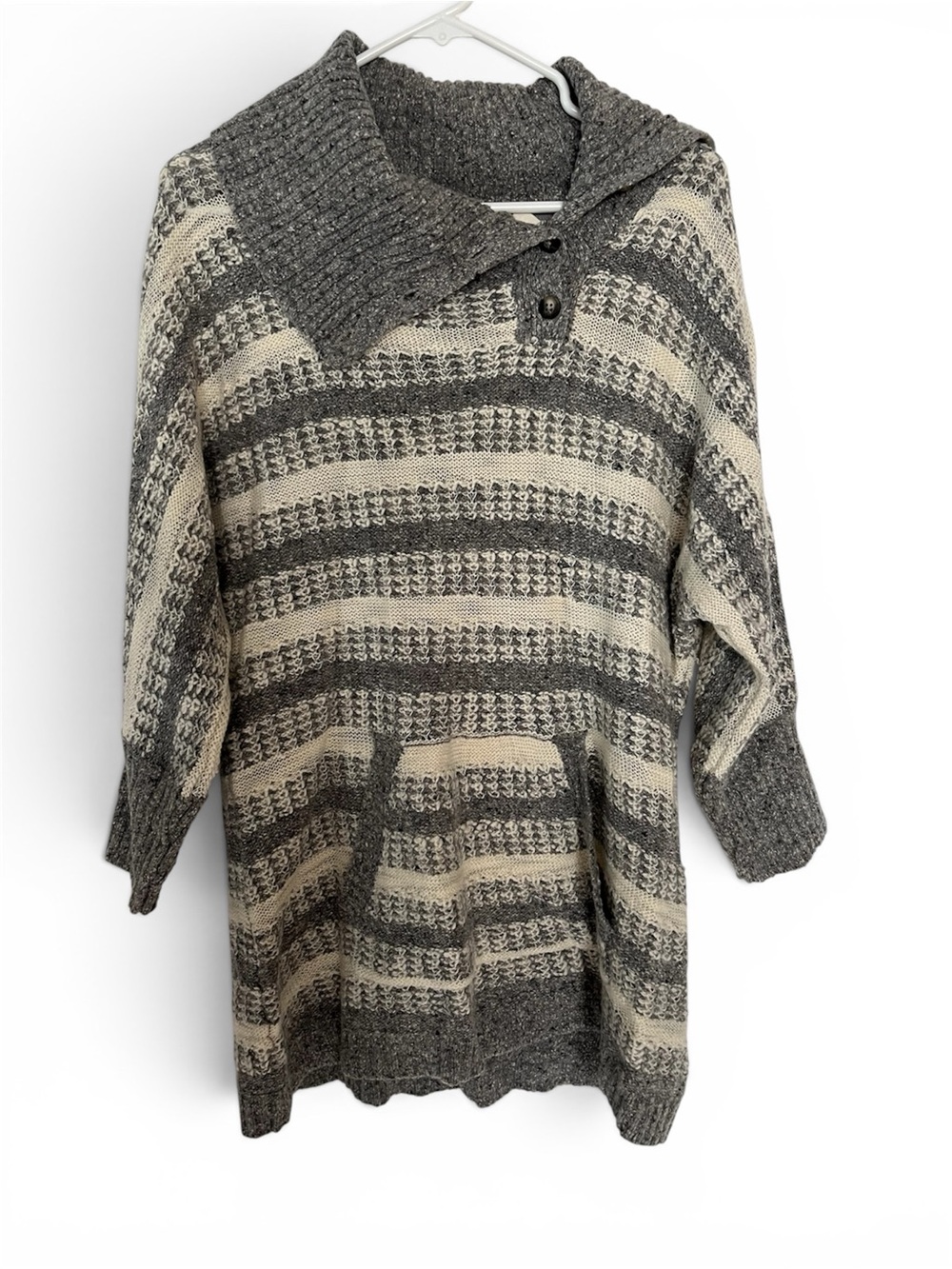 Change of the Moon SzM Wool Blend Shawl-Collar Knit Sweater, Gray & Cream
